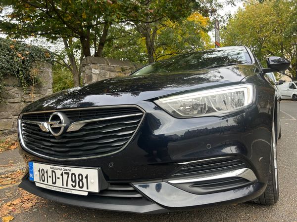Opel Insignia Hatchback, Petrol, 2018, Blue
