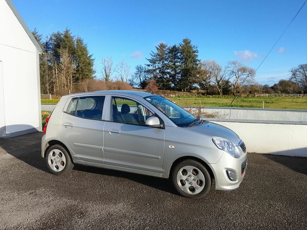 Kia Picanto Hatchback, Petrol, 2011, Silver