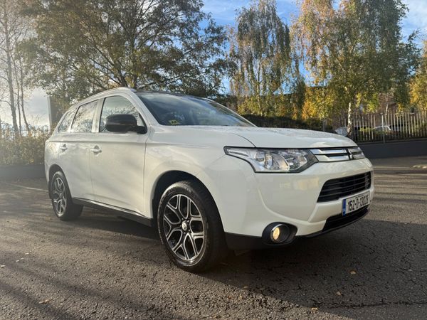 Mitsubishi Outlander SUV, Diesel, 2015, White
