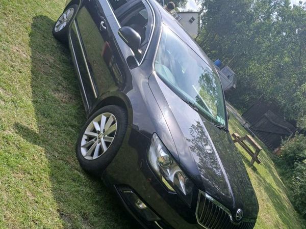 Skoda Superb Saloon, Diesel, 2015, Black