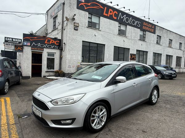 Ford Focus Hatchback, Diesel, 2015, Silver