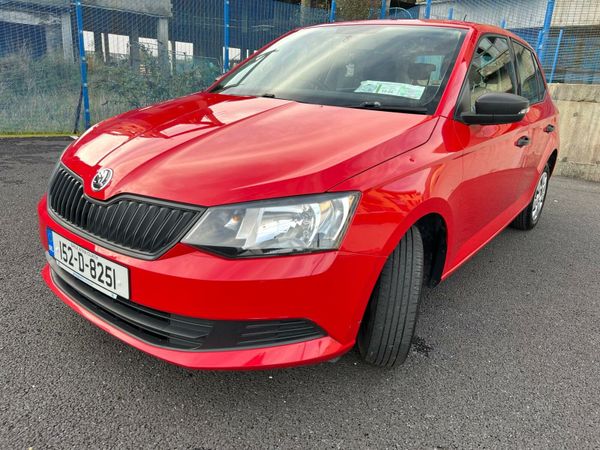 Skoda Fabia Hatchback, Petrol, 2015, Red