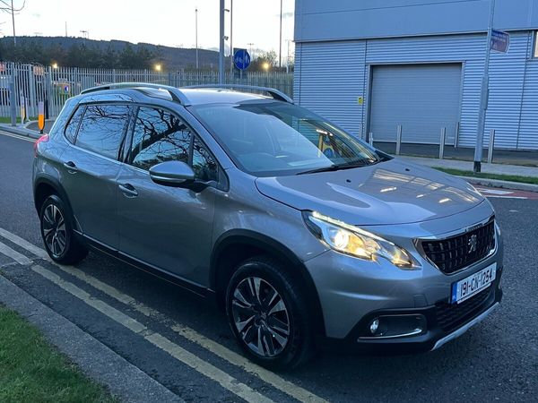 Peugeot 2008 Hatchback, Petrol, 2019, Grey
