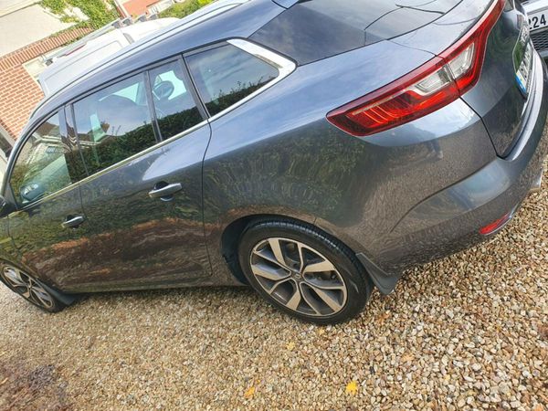 Renault Megane Estate, Diesel, 2018, Grey