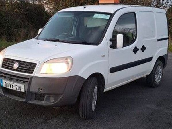 Fiat Doblo MPV, Diesel, 2009, White