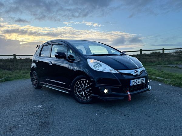 Honda Fit Hatchback, Petrol Hybrid, 2013, Black