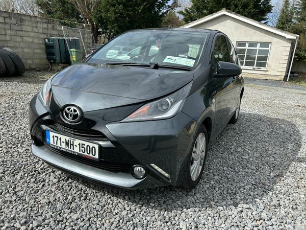 Toyota Aygo Hatchback, Petrol, 2017, Grey