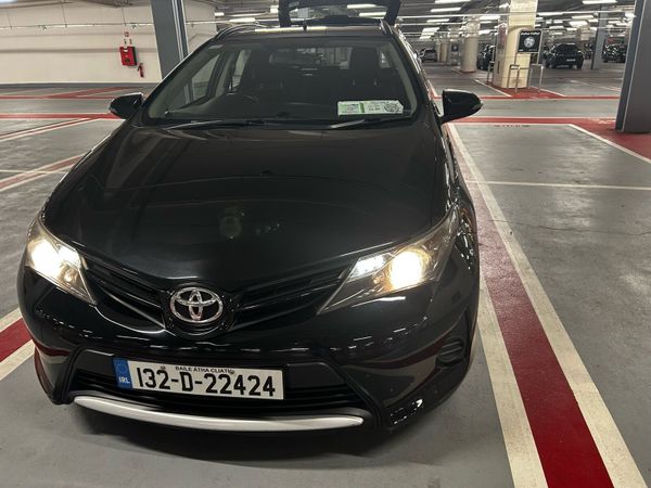 Toyota Auris Estate, Diesel, 2013, Black
