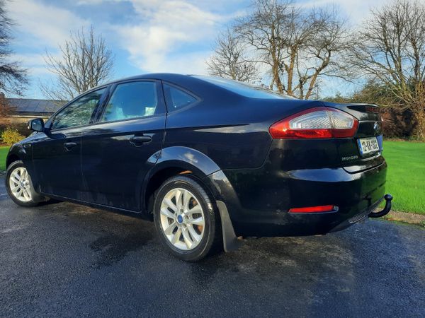 Ford Mondeo Saloon, Diesel, 2012, Black