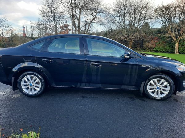 Ford Mondeo Saloon, Diesel, 2012, Black