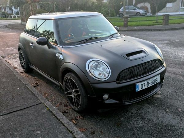 Mini Cooper Hatchback, Petrol, 2007, Red