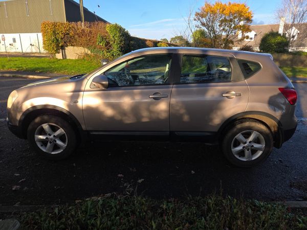 Nissan Qashqai Hatchback, Petrol, 2007, Brown