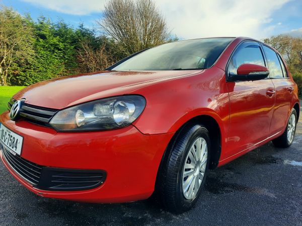 Volkswagen Golf Hatchback, Diesel, 2010, Red