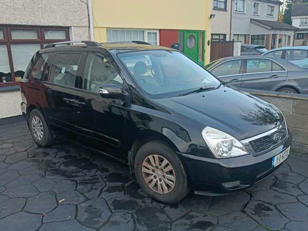 Kia Sedona MPV, Diesel, 2011, Black