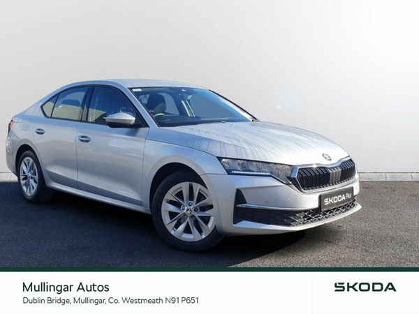 Skoda Octavia Saloon, Diesel, 2025, Grey