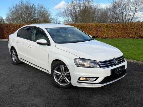 Volkswagen Passat Saloon, Diesel, 2013, White
