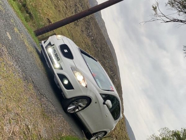 SEAT Leon Hatchback, Diesel, 2011, White