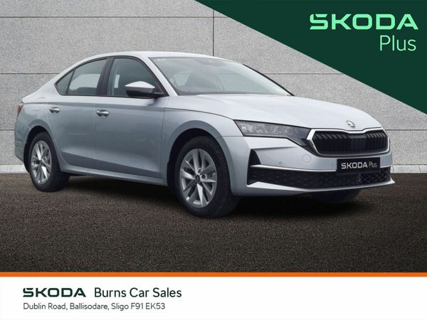 Skoda Octavia Hatchback, Diesel, 2025, Silver