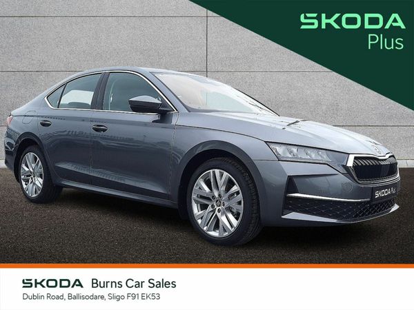 Skoda Octavia Hatchback, Diesel, 2025, Grey