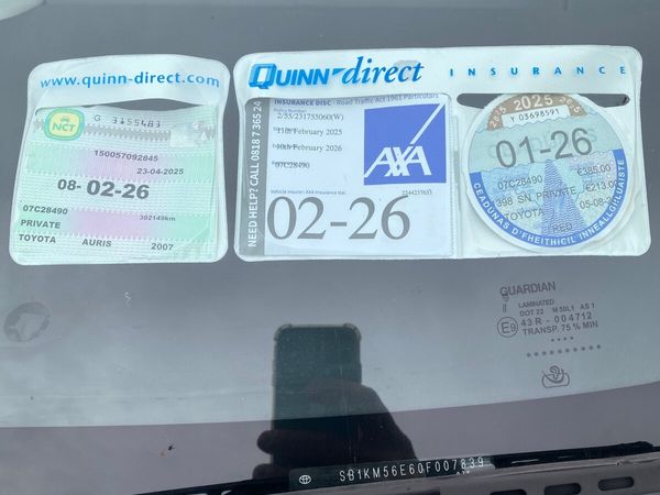 Toyota Auris Hatchback, Petrol, 2007, Red