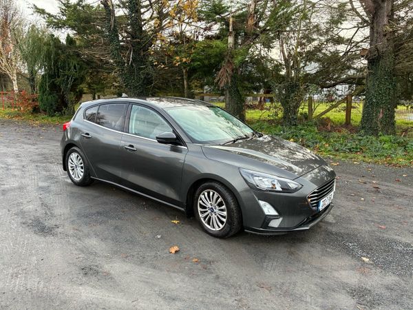 Ford Focus Hatchback, Diesel, 2020, Grey