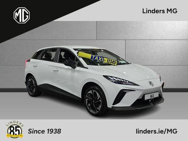 MG MG4 Hatchback, Electric, 2025, White
