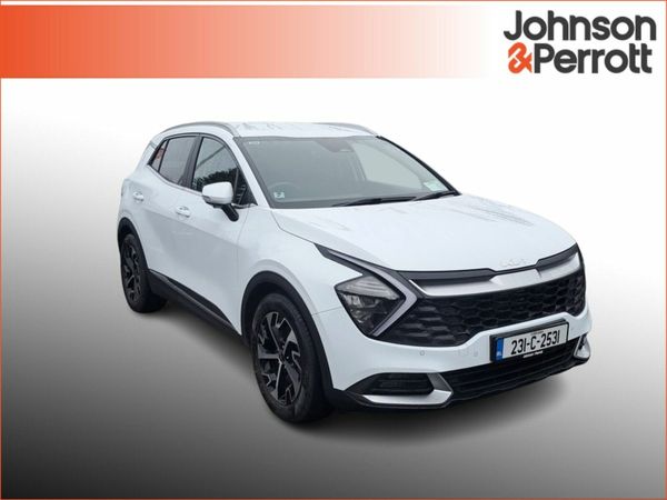 Kia Sportage SUV, Diesel Hybrid, 2023, White