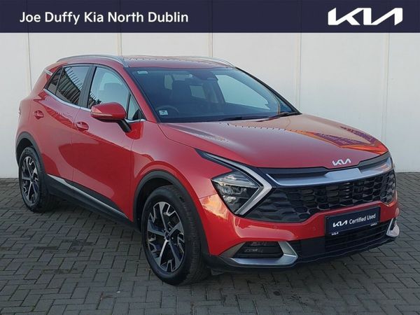 Kia Sportage SUV, Petrol Hybrid, 2023, Red