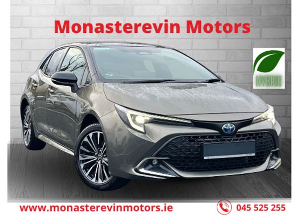 Toyota Corolla Hatchback, Petrol Hybrid, 2025, Green