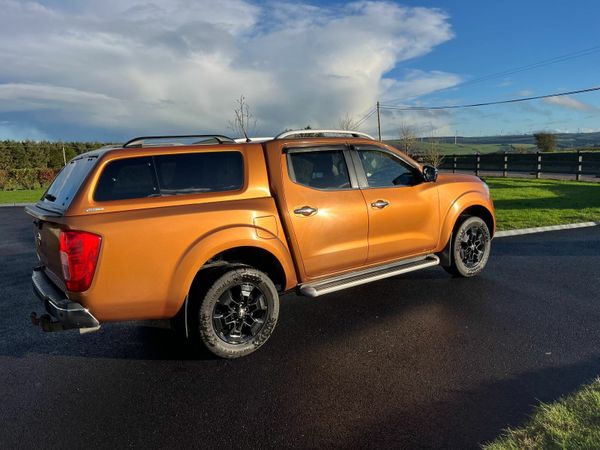 Nissan Navara Pick Up, Diesel, 2017, Yellow