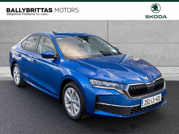 Skoda Octavia Saloon, Diesel, 2025, Blue