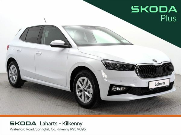 Skoda Fabia Hatchback, Petrol, 2025, White
