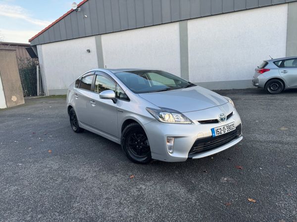 Toyota Prius Hatchback, Petrol Hybrid, 2015, Silver