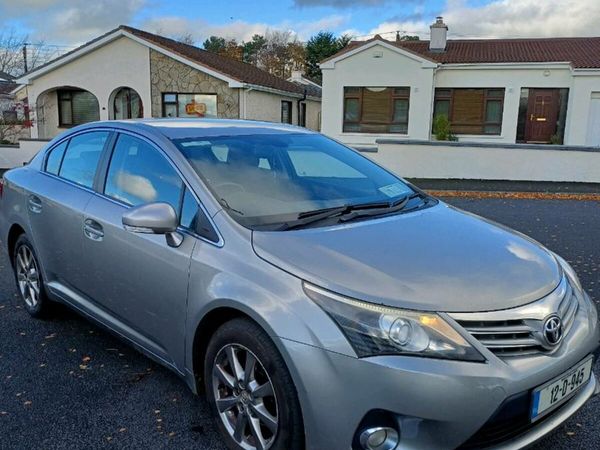 Toyota Avensis Saloon, Diesel, 2012, Grey