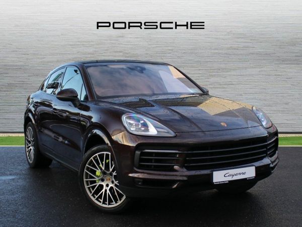 Porsche Cayenne SUV, Petrol Plug-in Hybrid, 2022, Brown