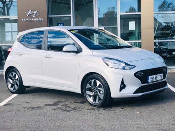 Hyundai i10 Hatchback, Petrol, 2025, Lumen Grey