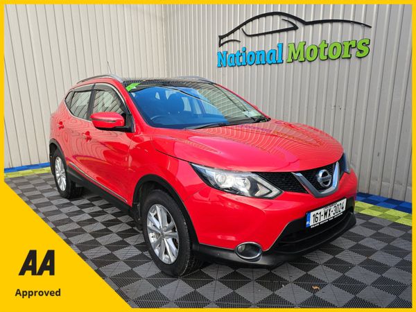 Nissan Qashqai Hatchback, Petrol, 2016, Red