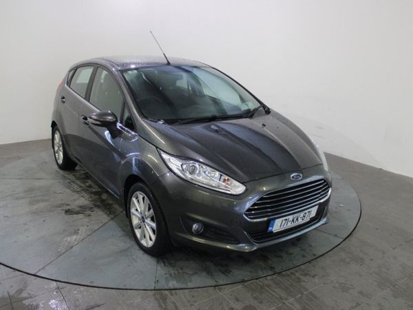 Ford Fiesta Hatchback, Petrol, 2017, Grey