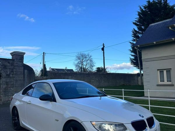 BMW 3-Series Coupe, Diesel, 2011, White