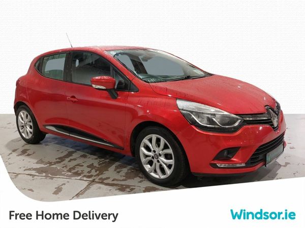 Renault Clio Hatchback, Petrol, 2019, Red