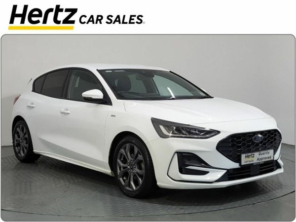 Ford Focus Hatchback, Diesel, 2023, White