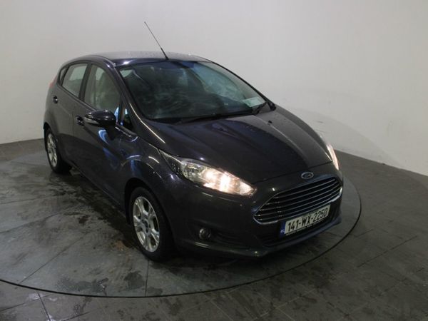 Ford Fiesta Hatchback, Petrol, 2014, Blue