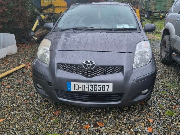 Toyota Yaris Hatchback, Petrol, 2010, Grey