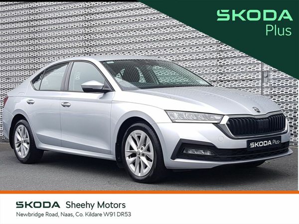Skoda Octavia Saloon, Petrol, 2022, Grey