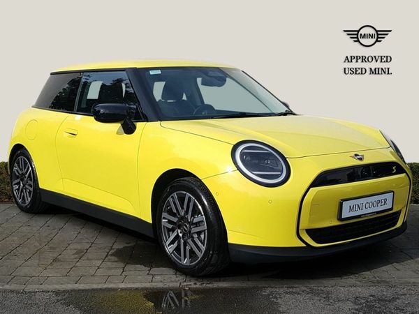 Mini Cooper Hatchback, Electric, 2025, Yellow