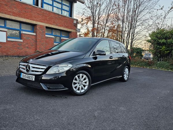 Mercedes-Benz B-Class MPV, Petrol, 2013, Black
