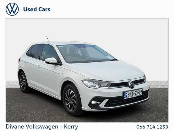 Volkswagen Polo Hatchback, Petrol, 2025, White