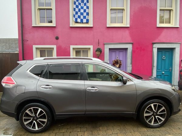 Nissan X-Trail SUV, Diesel, 2015, Grey