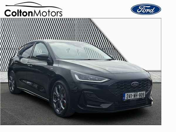 Ford Focus Hatchback, Petrol, 2024, Black