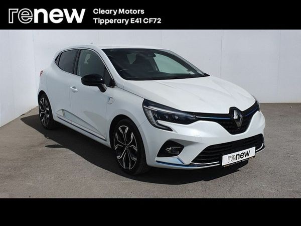 Renault Clio Hatchback, Petrol, 2021, White